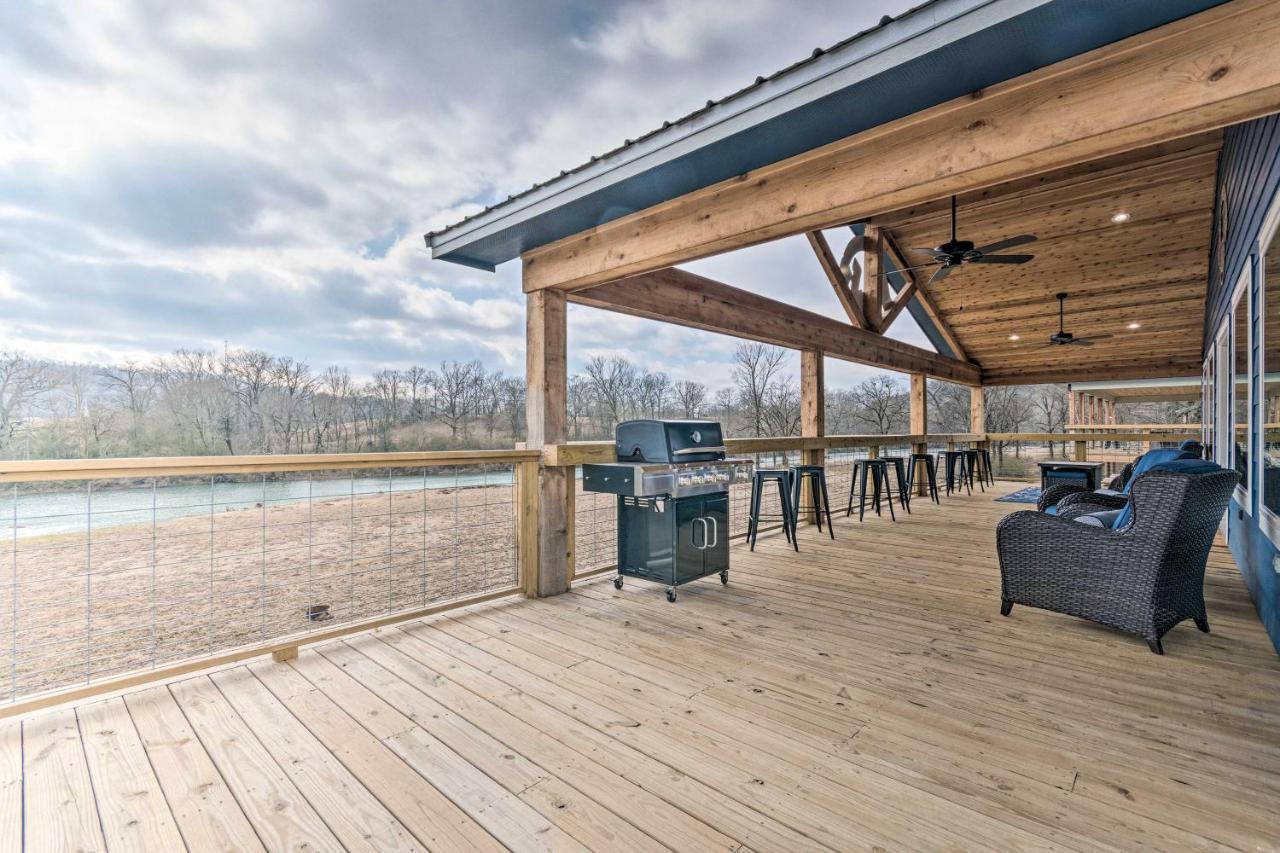 Upscale Riverfront Home With Beach And Fire Pit! Glenwood Eksteriør billede