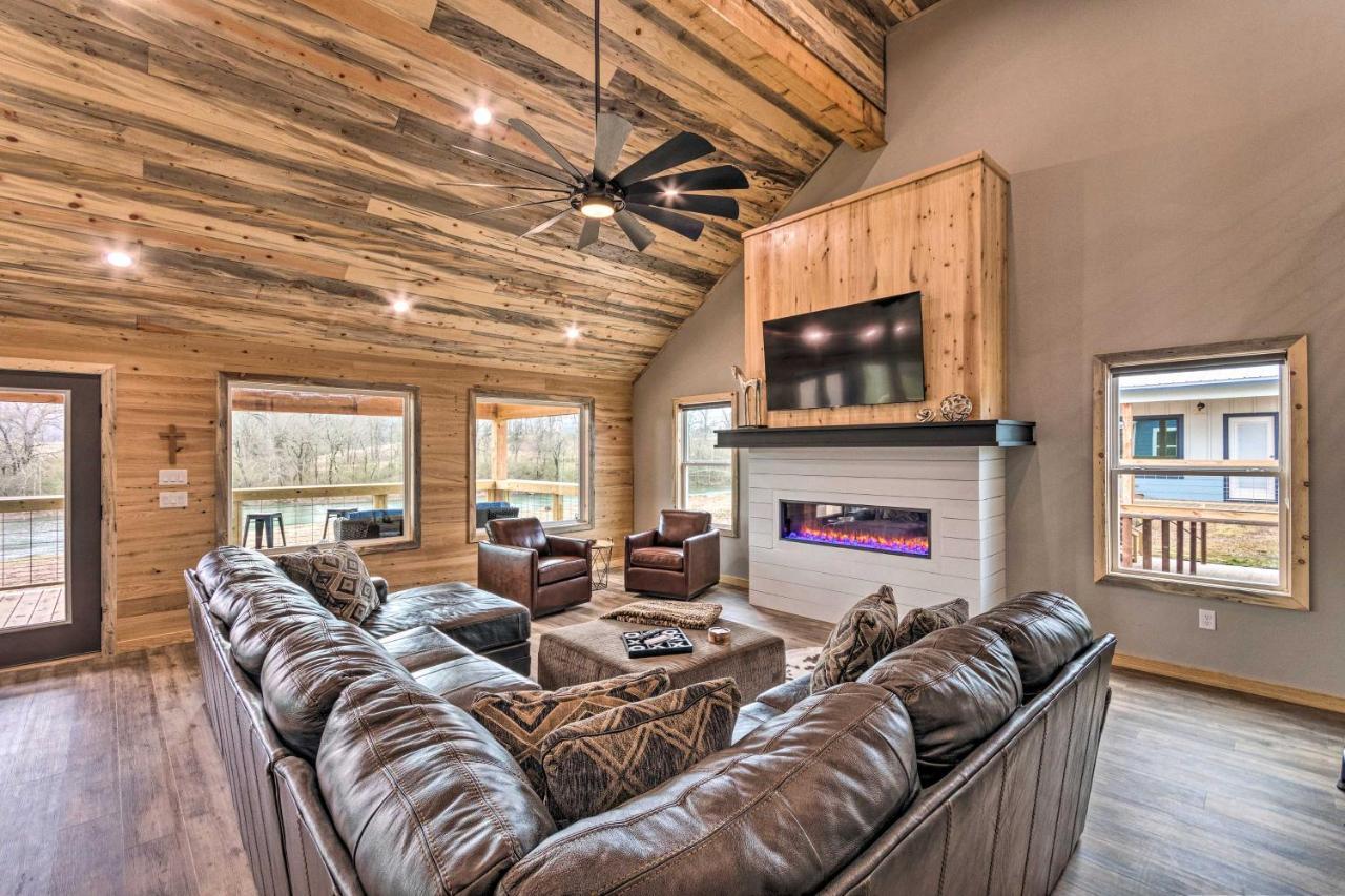 Upscale Riverfront Home With Beach And Fire Pit! Glenwood Eksteriør billede