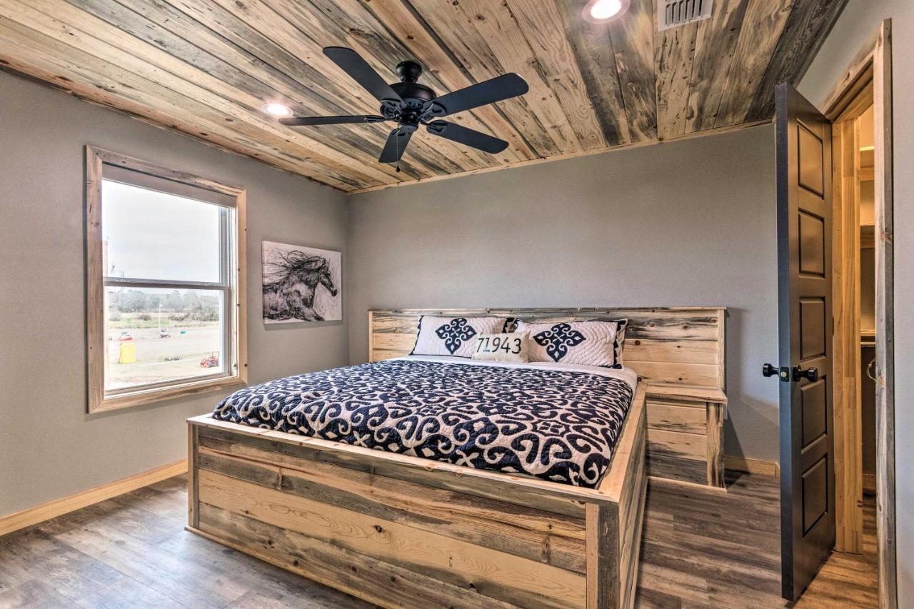 Upscale Riverfront Home With Beach And Fire Pit! Glenwood Eksteriør billede