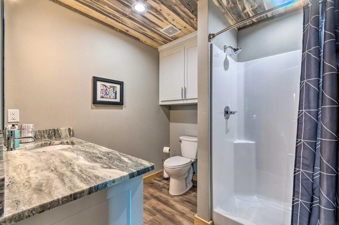Upscale Riverfront Home With Beach And Fire Pit! Glenwood Eksteriør billede