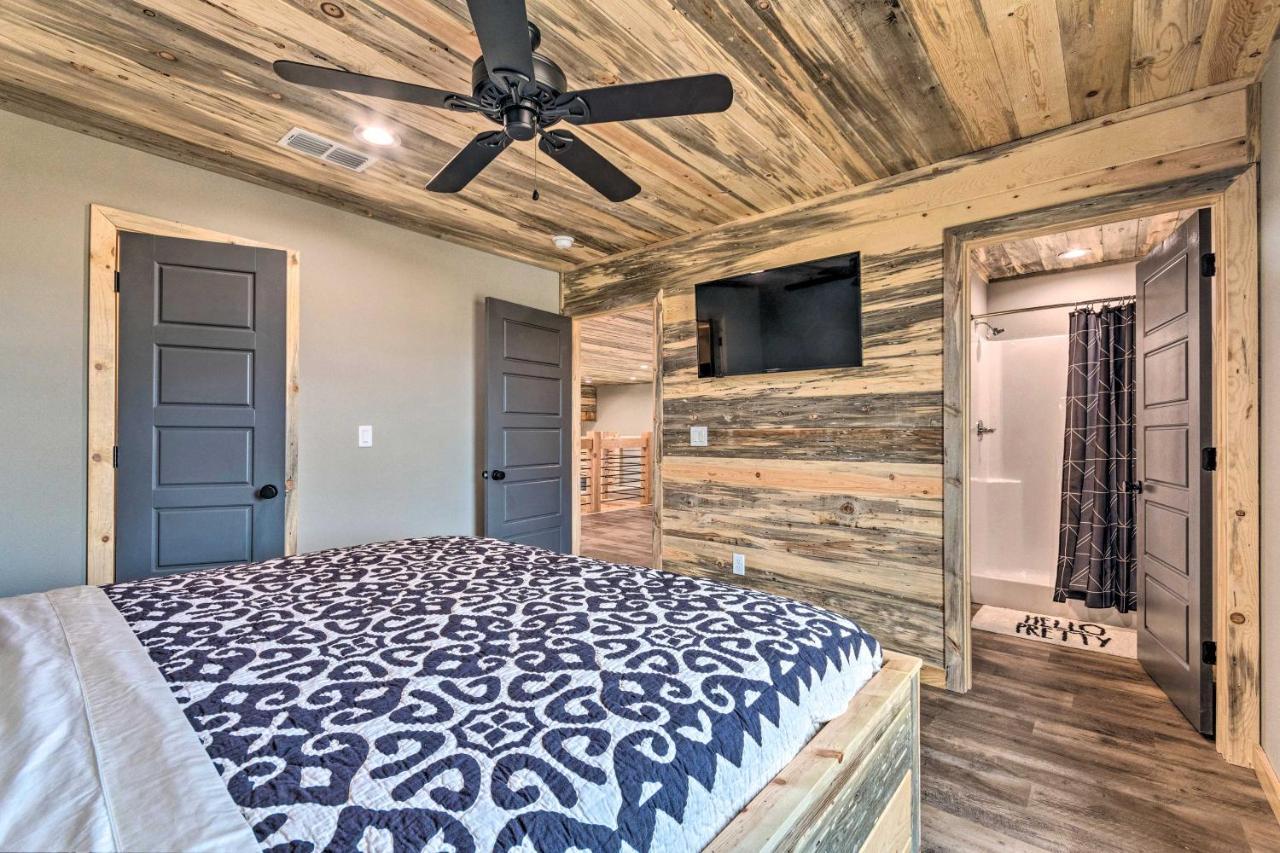 Upscale Riverfront Home With Beach And Fire Pit! Glenwood Eksteriør billede