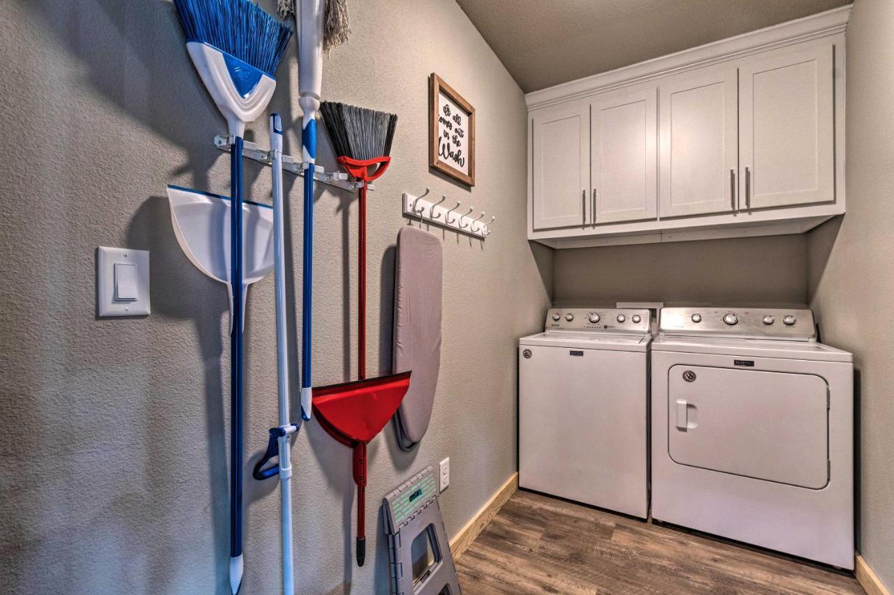 Upscale Riverfront Home With Beach And Fire Pit! Glenwood Eksteriør billede